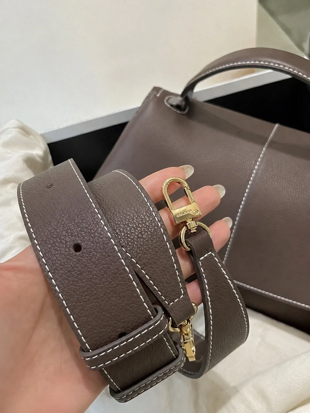 N/A elegant dark